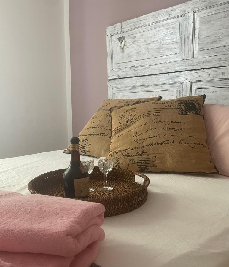 Apartmán La Dimora Del Capitano Janov Exteriér fotografie