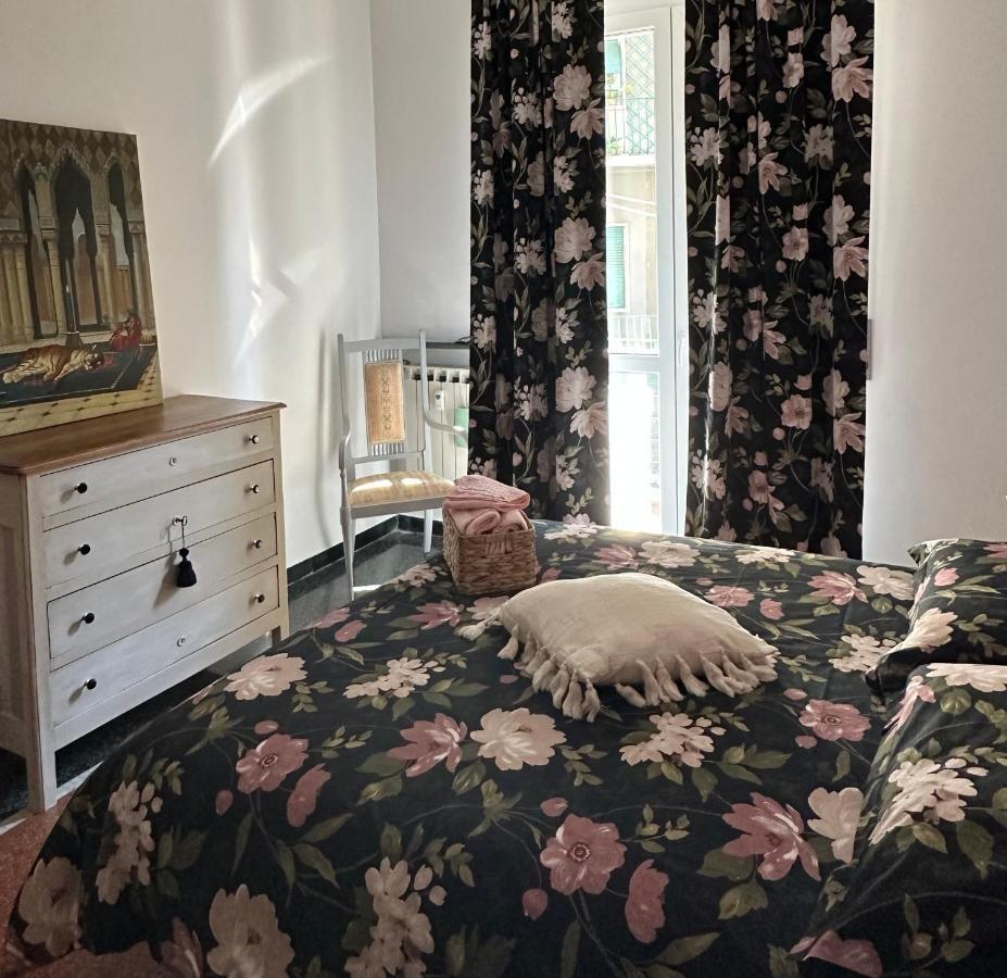 Apartmán La Dimora Del Capitano Janov Exteriér fotografie